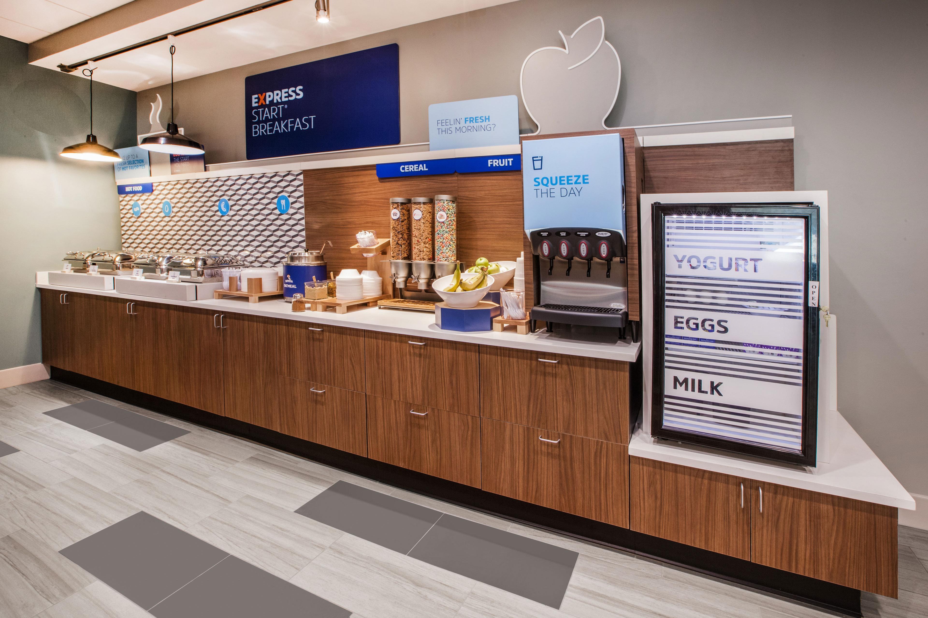 Holiday Inn Express & Suites - Savannah W - Chatham Parkway By Ihg Exteriör bild